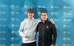 Deutsche Jugendhallenmeisterschaften - Jonathan Dazert Deutscher Meister im Doppel (U16m)